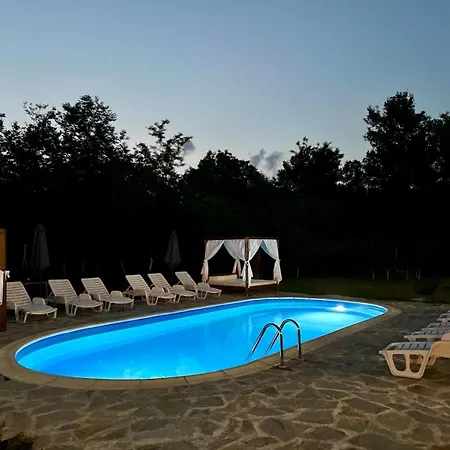 ем парадайс 2 Villa