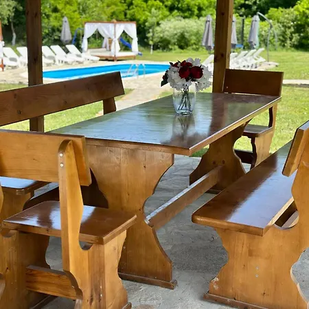 Villa ем парадайс 2 Tserova Koriya