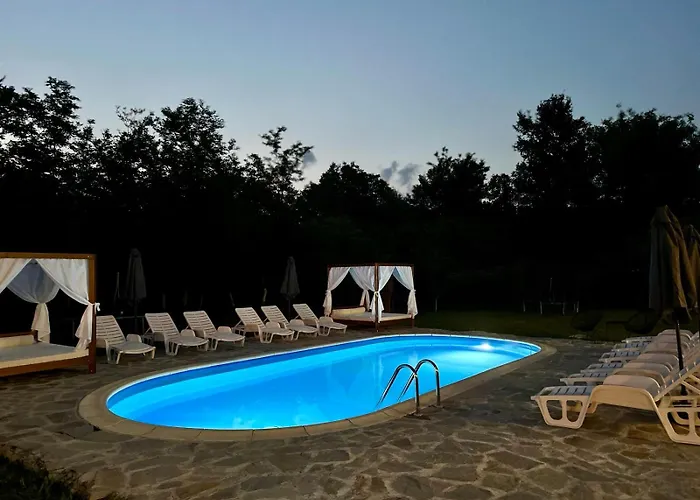 ем парадайс 2 וילה